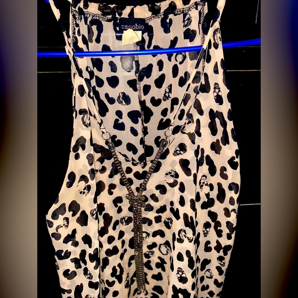 BRAND: ZENOBIA size 3x tank with necklace